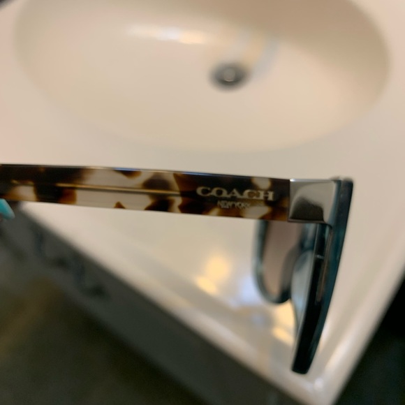 Coach sunglasses main image 8